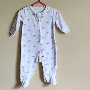 Carters Unisex footed Outfit With Baby Elephants. Size 6 Months NWOT